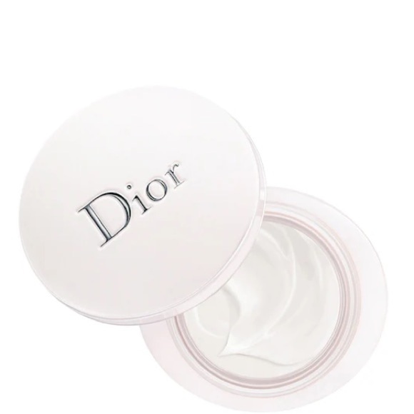 DIOR CAPTURE TOTAL FIRMING AND WRINKLE CORRECTING EYE CREAM - Picture 2 of 4
